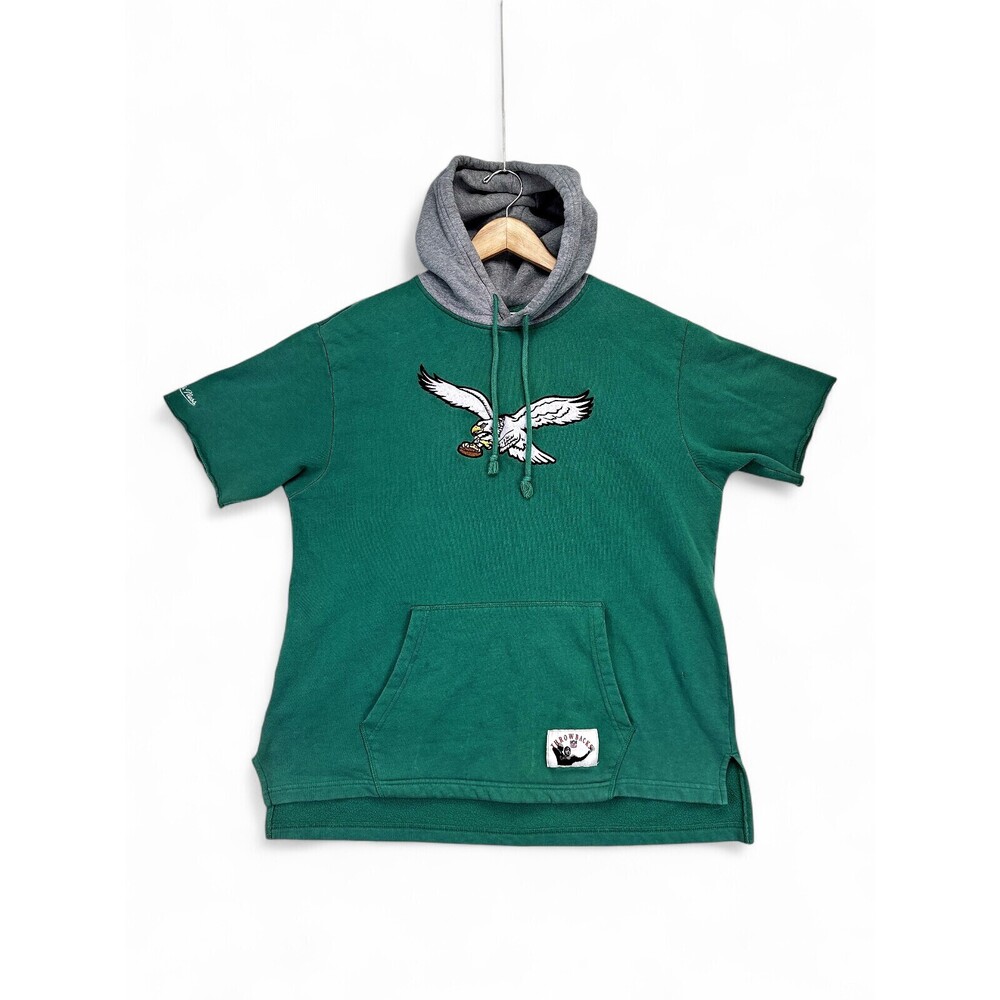 Mitchell & Ness Men's Short-Sleeve Hoodie Eagle Graphic L